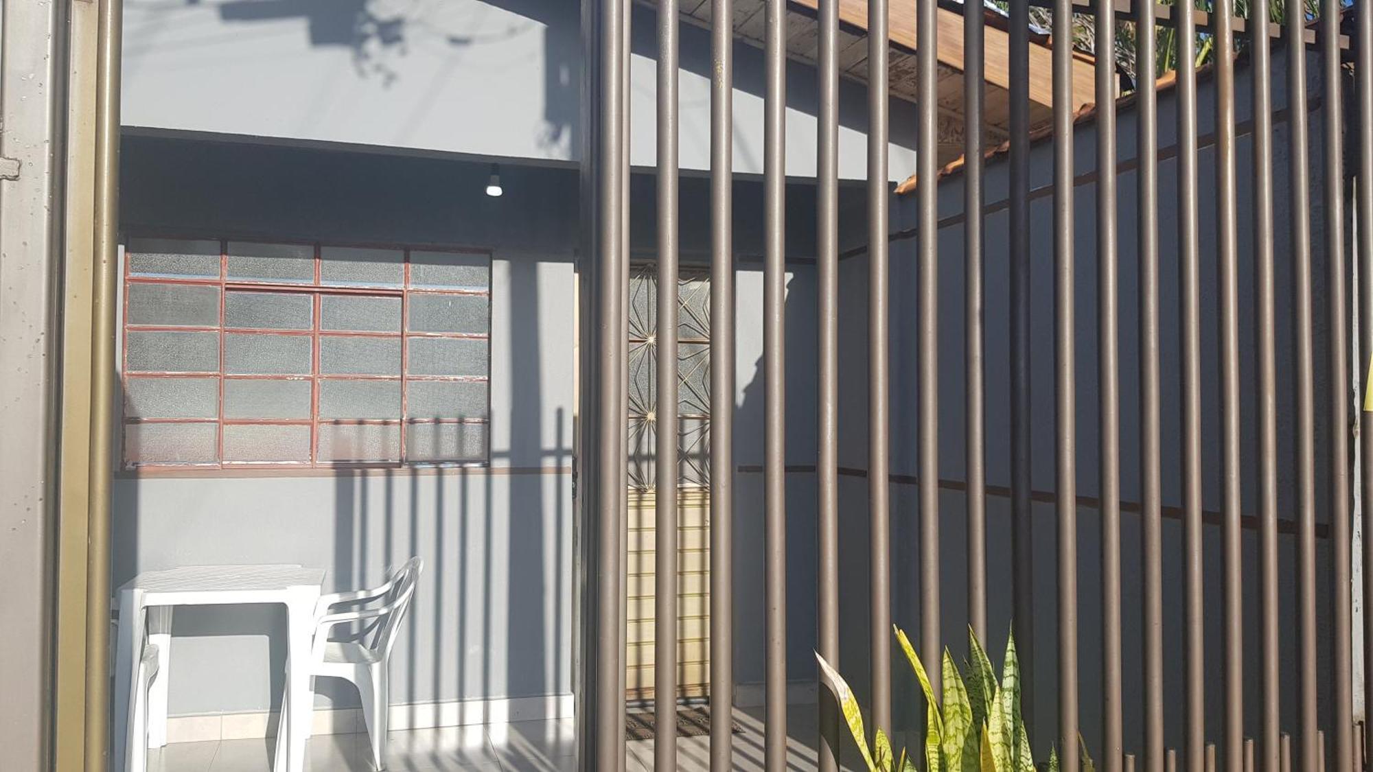 Apartamento Casa No Centro De Foz! Ar-Condicionado, Smart Tv, Wi-Fi, Cozinha, Ventilador E 4 Camas Foz do Iguaçu Exterior foto